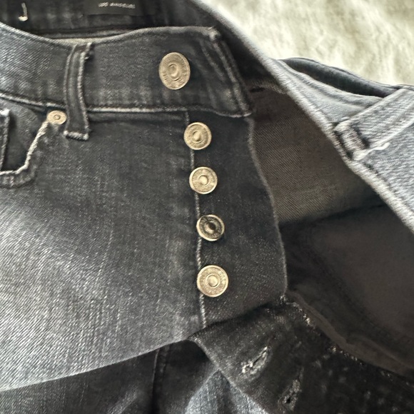 Women's Black Denim Shorts 7 for all mankind - Picture 5 of 9